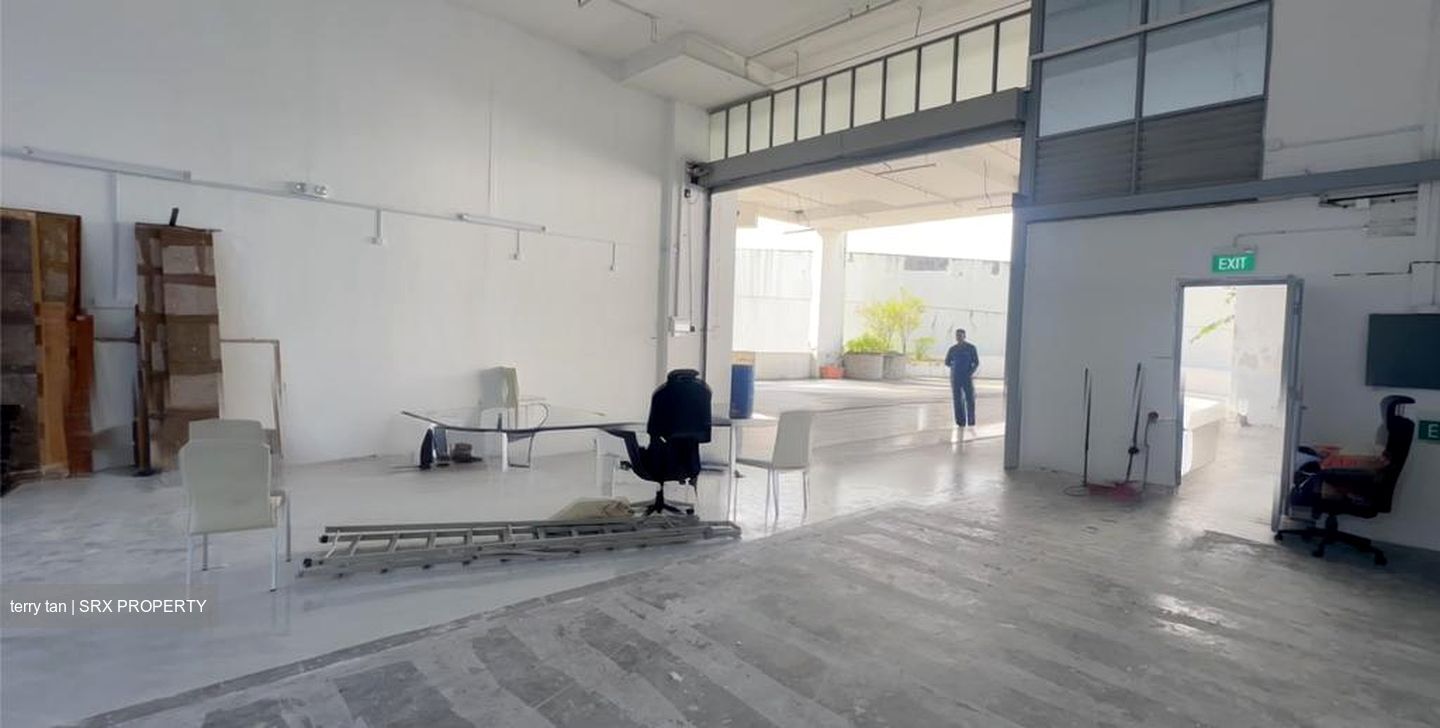 Alpha Industrial Building (D22), Factory #498363011